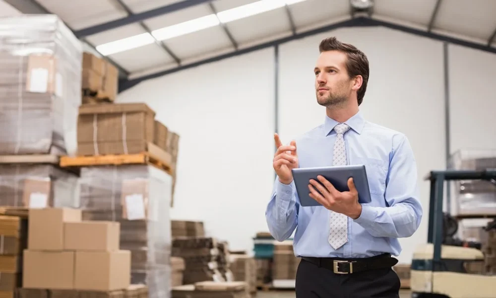 Logisths: Essential Guide to Logistics Coordinators